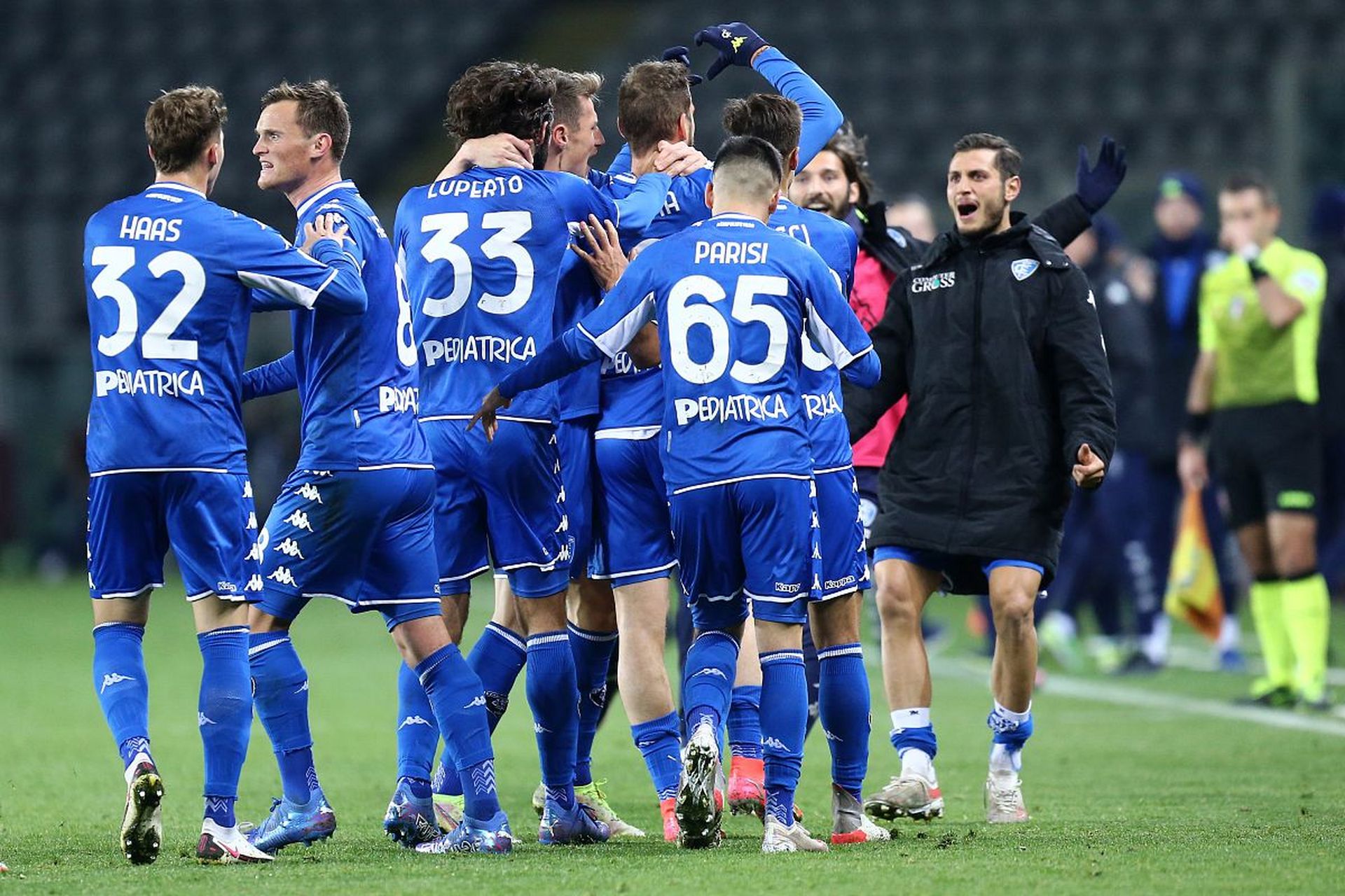 力依然不容 力依然不容