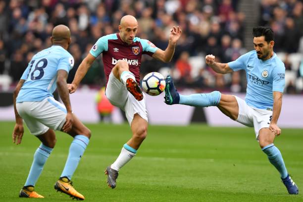 这不仅使他 这不仅使他